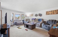 602 N DOLASH Ct, Newberg, OR 97132