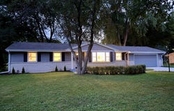 5565 S Monaco Pl, Hales Corners, WI 53130