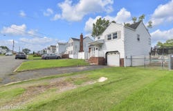 4 Carter Place, Parlin, NJ 08859