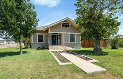 300 E 11th, Del Rio, TX 78840-3620
