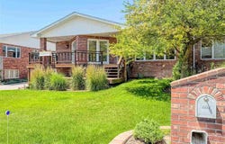 5502 ORIOLE DR, Scottsbluff, NE 69361
