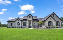 148 Daggett Drive, Decatur, TX 76234