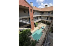 106 E 30th St E, Austin, TX 78705