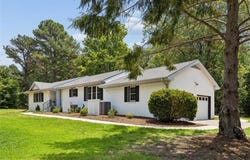 6295 Ark Road, Gloucester, VA 23061