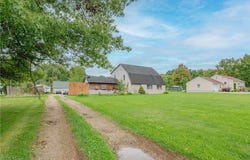 7176 Hankee Road, Garrettsville, OH 44231