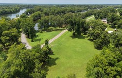 625 DAVIS LAKE RD., Columbia, LA 71418