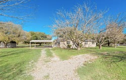 646 Liska Road, Ennis, TX 75119
