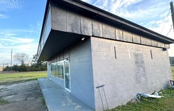 180 E Yaupon St, Pineland, TX 75968