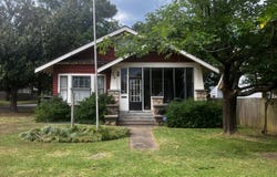 306 West Avenue E, Heavener, OK 74937