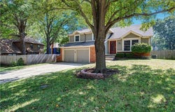 16503 W 142nd Circle, Olathe, KS 66062