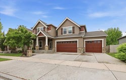 17710 E Daystar Rd, Greenacres, WA 99016