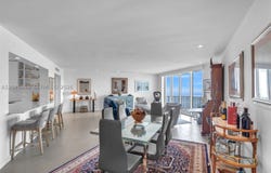 200 Ocean Lane Dr, Key Biscayne, FL 33149