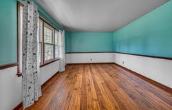 8868 Luann Drive E, DeMotte, IN 46310