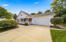 9500 Lismore Lane, Mentor, OH 44060