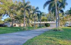 5 SHORE Drive, DUNEDIN, FL 34698