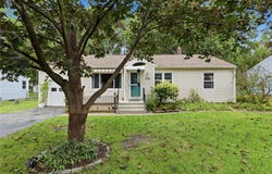 238 Bayway Drive, Webster, NY 14580