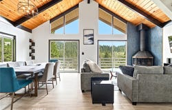 23755 Zuger, Crestline, CA 92325