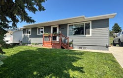 466 W 12th, Winner, SD 57580