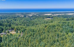 Stage Rd, NorthBend, OR 97459