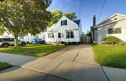 395 E 324th Street, Willowick, OH 44095