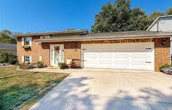 95 Sunray Drive, Highland, IL 62249