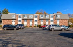 137 Pine St, Lowell, MA 01851