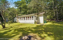 108 Case Lane, Cresco, PA 18326