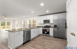 813 Elkin St, Colonial Beach, VA 22443