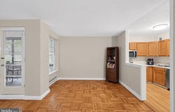 80 W BALTIMORE Avenue, LANSDOWNE, PA 19050