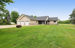 29203 Frontage Road, Saint Joseph, MN 56374