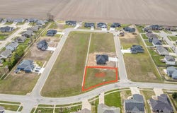 400 Sundown Lane, Chatham, IL 62629
