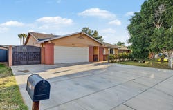 8941 W MONTEREY Way, Phoenix, AZ 85037