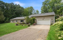 18145 148th Avenue, Spring Lake, MI 49456