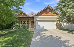 1402 River Rock Rd, Sandpoint, ID 83864