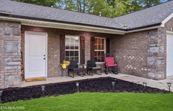7676 Applecross Rd, Corryton, TN 37721