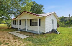 1129 NW 4TH St, Carbon Hill, AL 35549