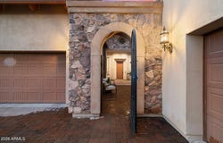 8456 E JASMINE Circle, Mesa, AZ 85207
