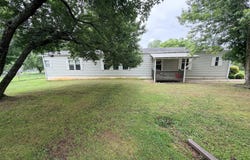 502 Barton Street, Alton, MO 65606