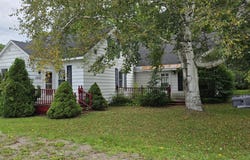 1827 Oak St, Sault Ste Marie, MI 49783