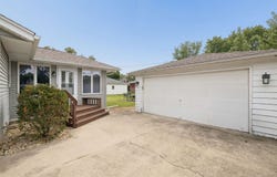 1041 E 8th Street, Lockport, IL 60441