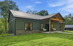 521 Creek Rd, Smith, PA 15019