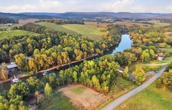River Front Dr, Sparta, TN 38583