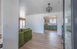 1002 E Crooked Creek Dr, Washington, UT 84780