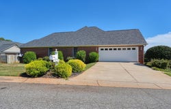172 Roberts Meadow Loop, Spartanburg, SC 29307