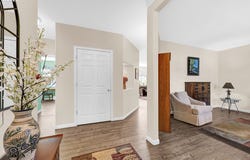 5930 ST HELENA, Eugene, OR 97402