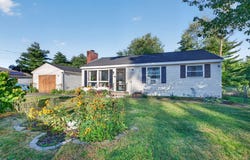 18 Vernon St, Ayer, MA 01432