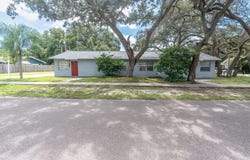 373 5TH Street NW, LARGO, FL 33770