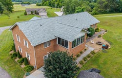 940 Hilltop Lane, Kodak, TN 37764