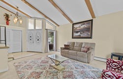 6074 Thornapple Ln, Greendale, WI 53129