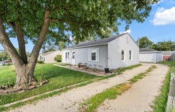 1714 Burry Circle Drive, Crest Hill, IL 60403